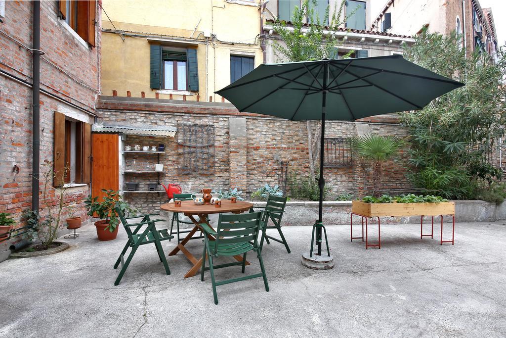 Appartement Ca' Ermina & Garden à Venise Extérieur photo